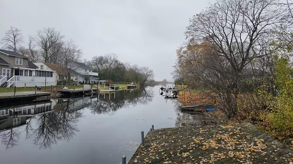 Antioch, IL 60002,26177 W Heart O Lakes BLVD