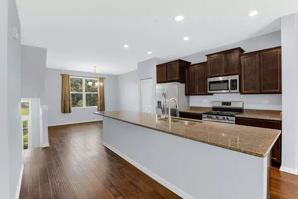 Morton Grove, IL 60053,406 Prairie CT