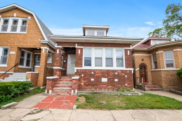 Chicago, IL 60619,525 E 87th PL