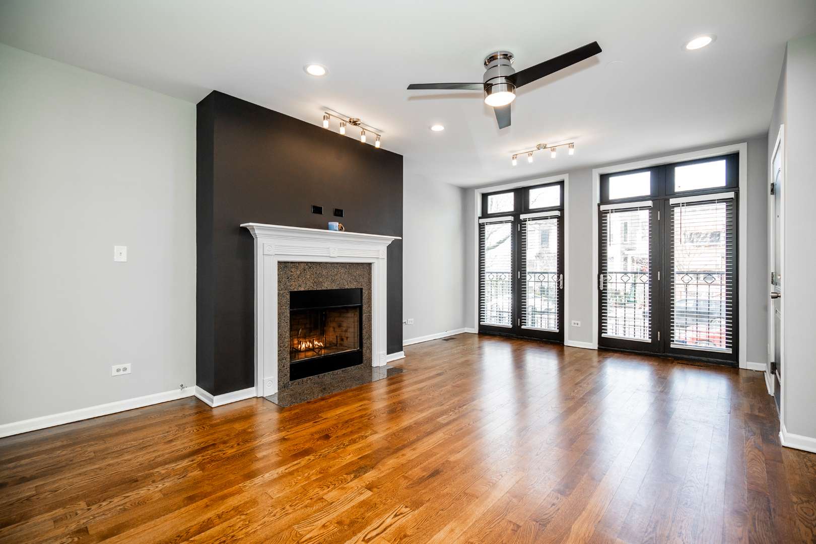Chicago, IL 60637,6543 S Ingleside AVE #1