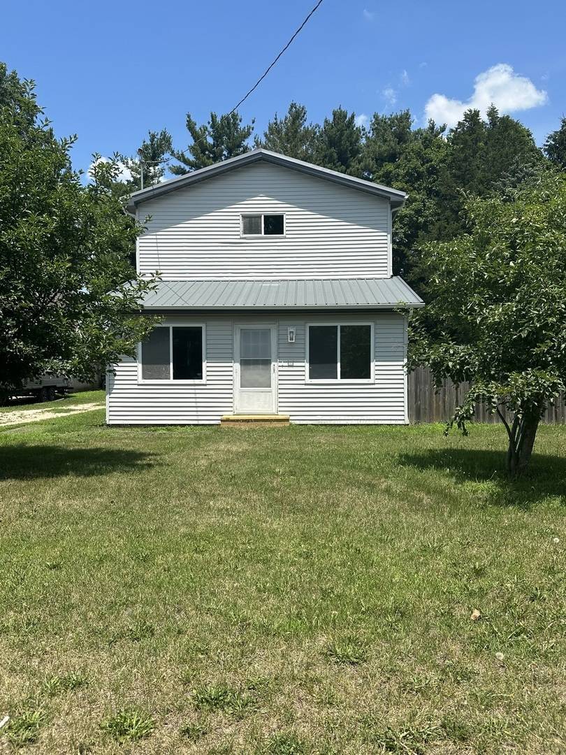 405 W Main ST, Essex, IL 60935