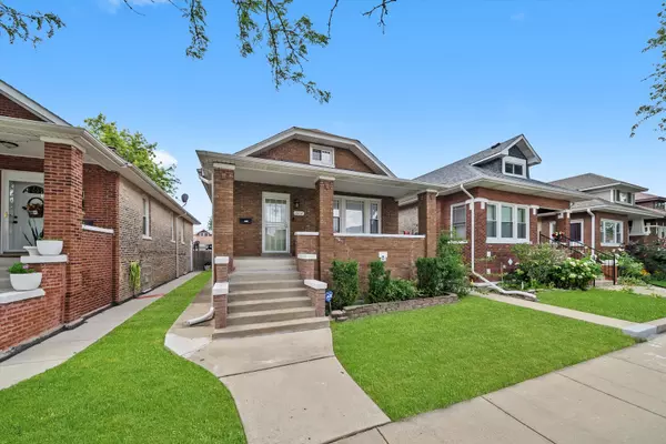 Chicago, IL 60639,1616 N Major AVE