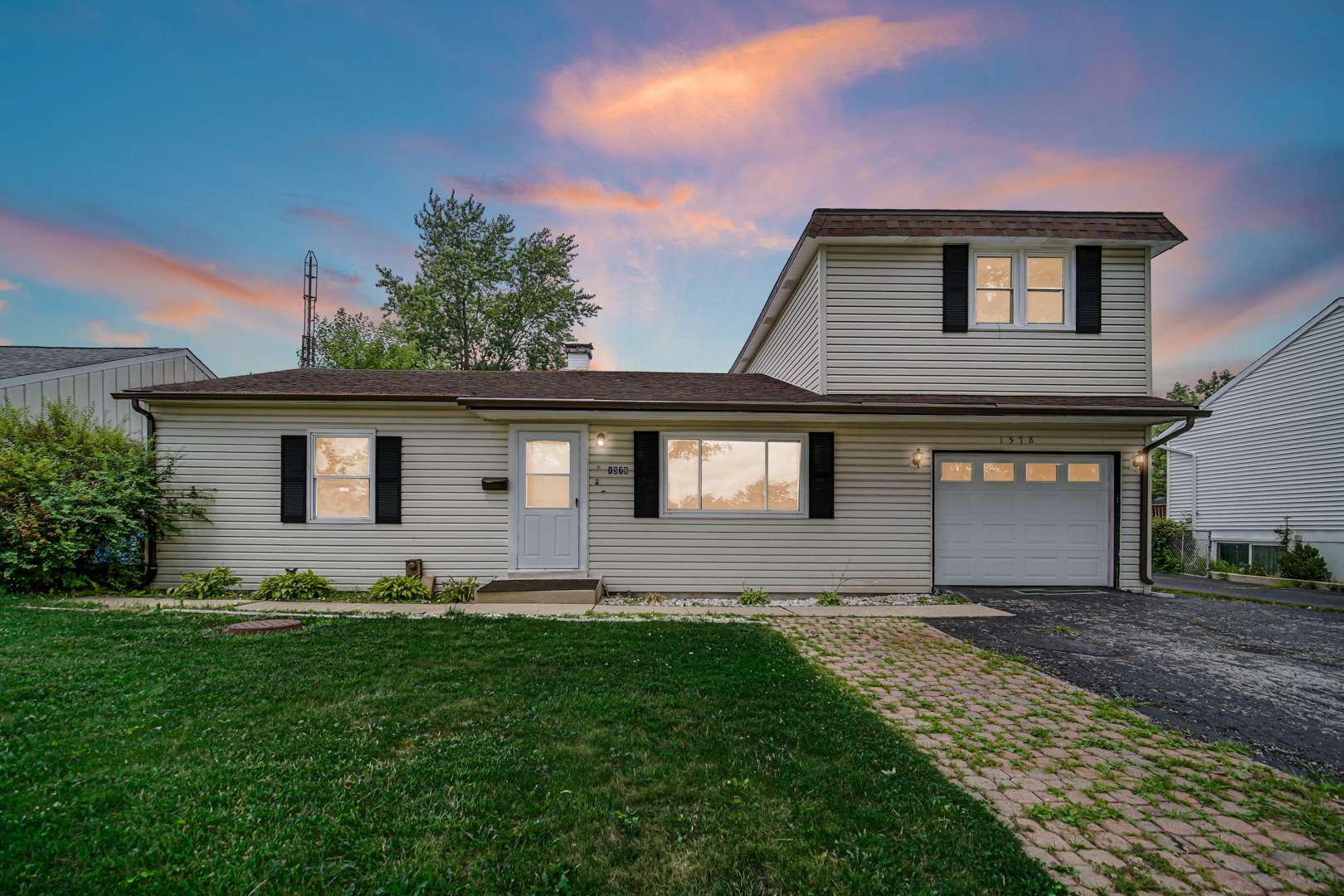 1578 Ardmore AVE, Glendale Heights, IL 60139