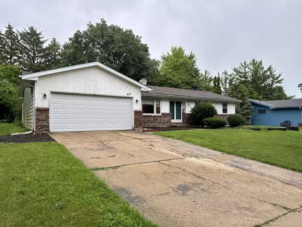 Dekalb, IL 60115,437 W Hillcrest DR