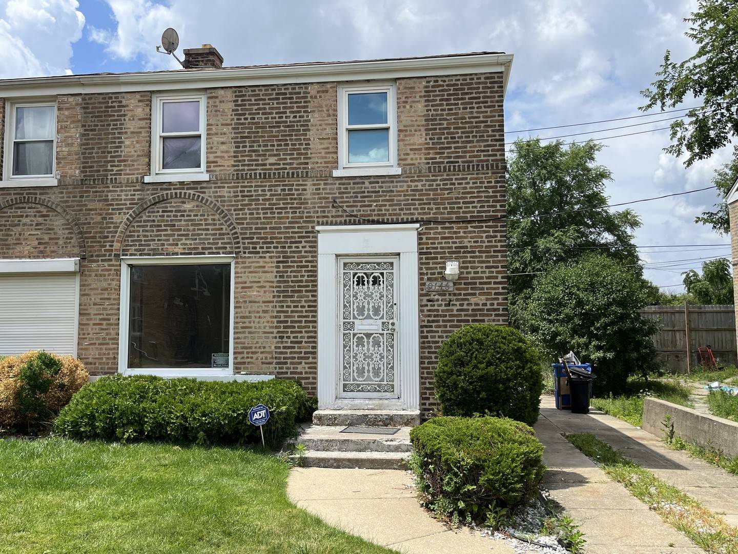 9146 S Urban AVE, Chicago, IL 60619