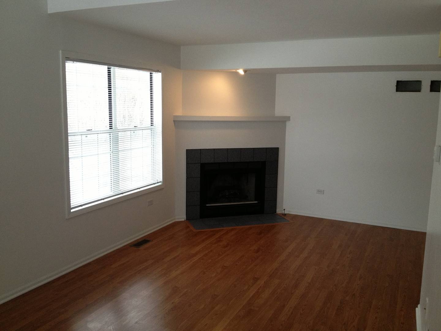 Aurora, IL 60504,3527 Frontenac CT