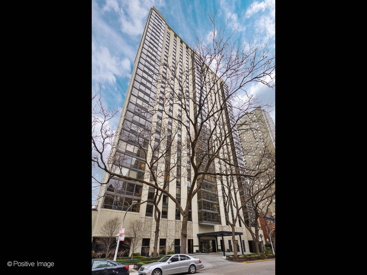 100 E Bellevue PL #3E, Chicago, IL 60611