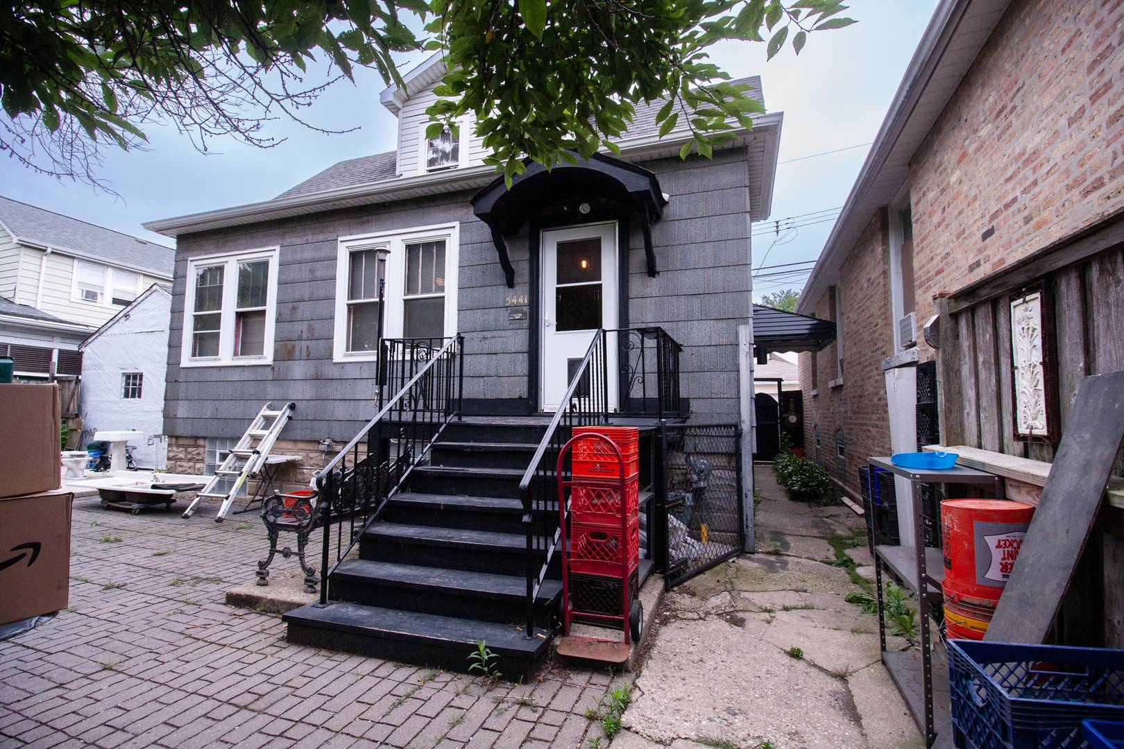 Chicago, IL 60630,5441 N Linder AVE