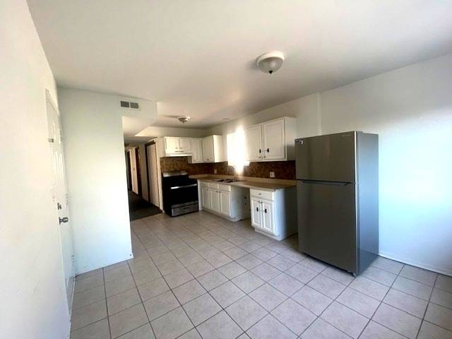 Chicago, IL 60632,4407 W 53rd ST