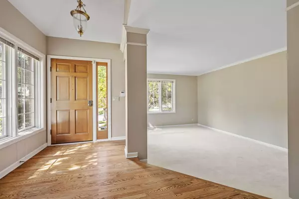 Wheaton, IL 60187,2134 Belleau Woods CT