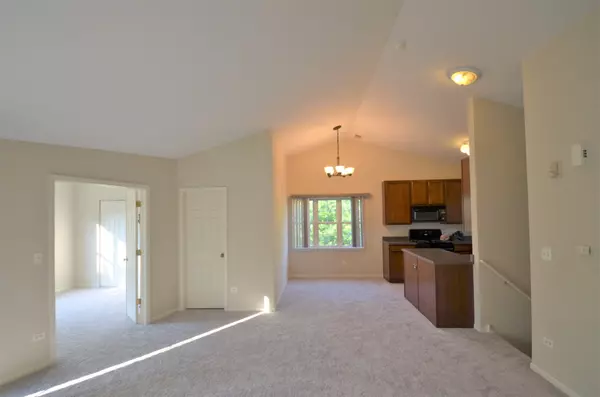 Naperville, IL 60564,2843 Rutland CIR #201