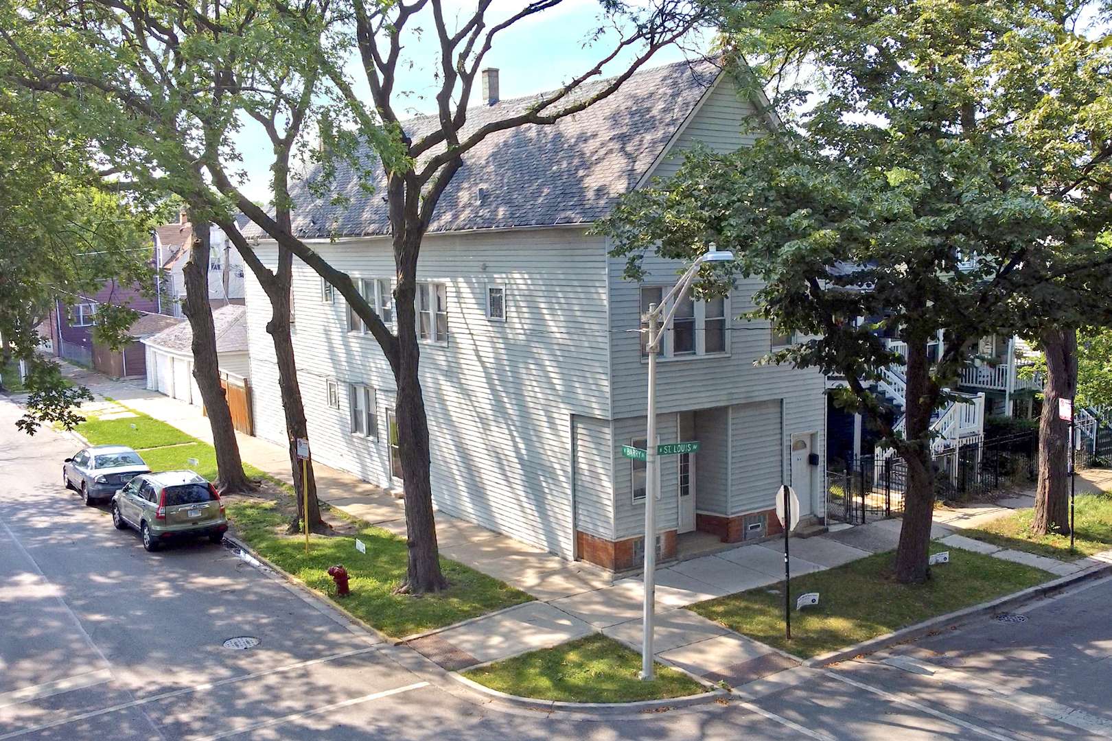 3100 N Saint Louis AVE, Chicago, IL 60618