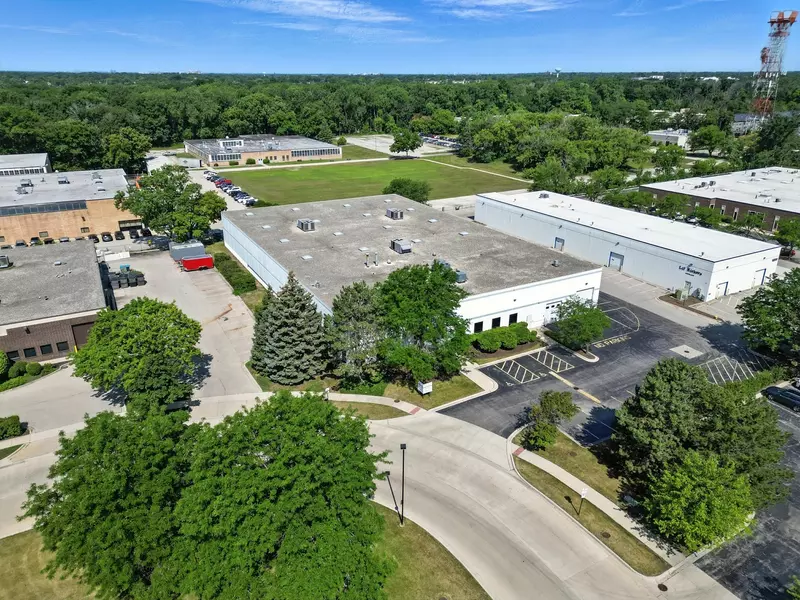 8130 River DR, Morton Grove, IL 60053