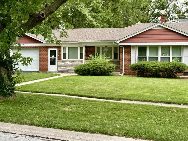 2652 Woodworth PL, Hazel Crest, IL 60429