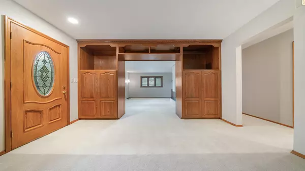 Rockford, IL 61108,6471 Myrtle LN