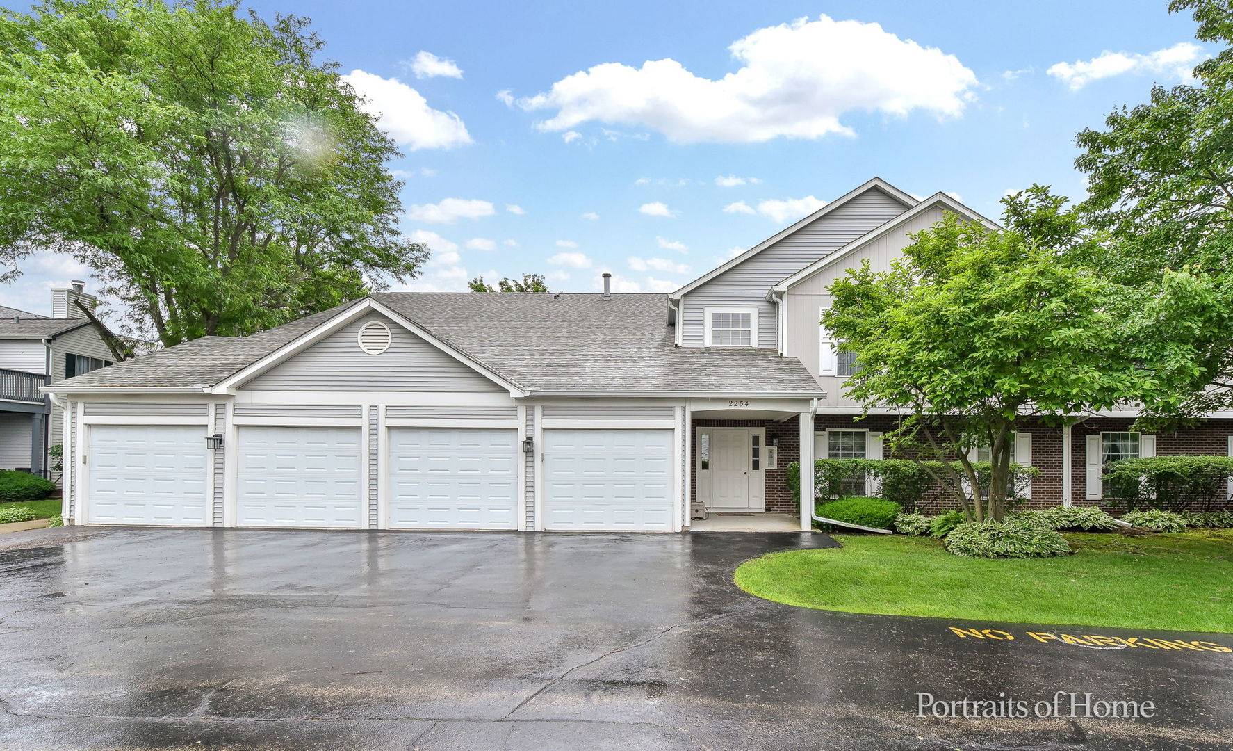 2254 Petworth CT #202D, Naperville, IL 60565