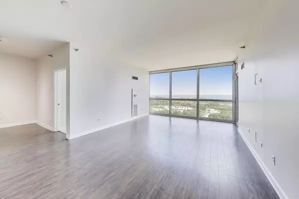 Chicago, IL 60616,1841 S Calumet AVE #1602