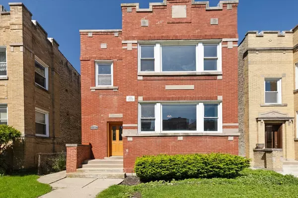 6030 N Claremont AVE, Chicago, IL 60659