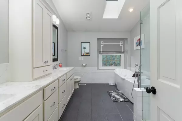 Bloomington, IL 61704,3 Brompton CT