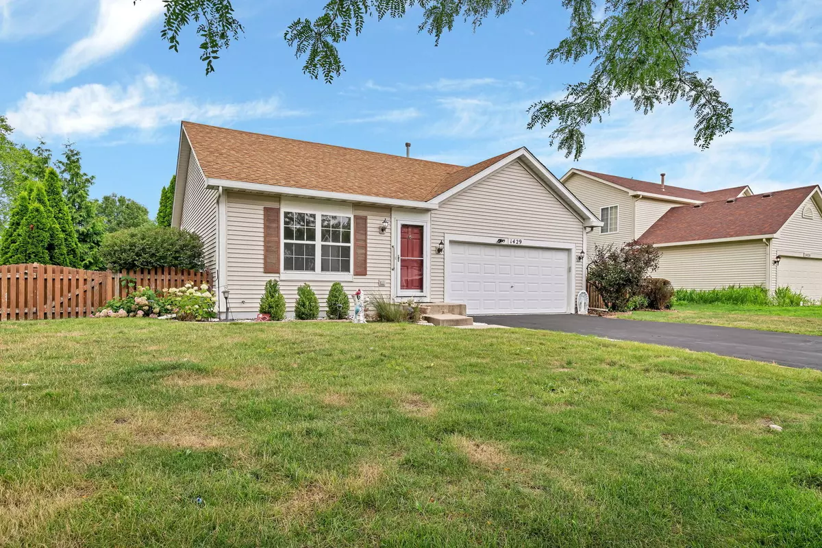 Minooka, IL 60447,1429 BLUESTEM LN