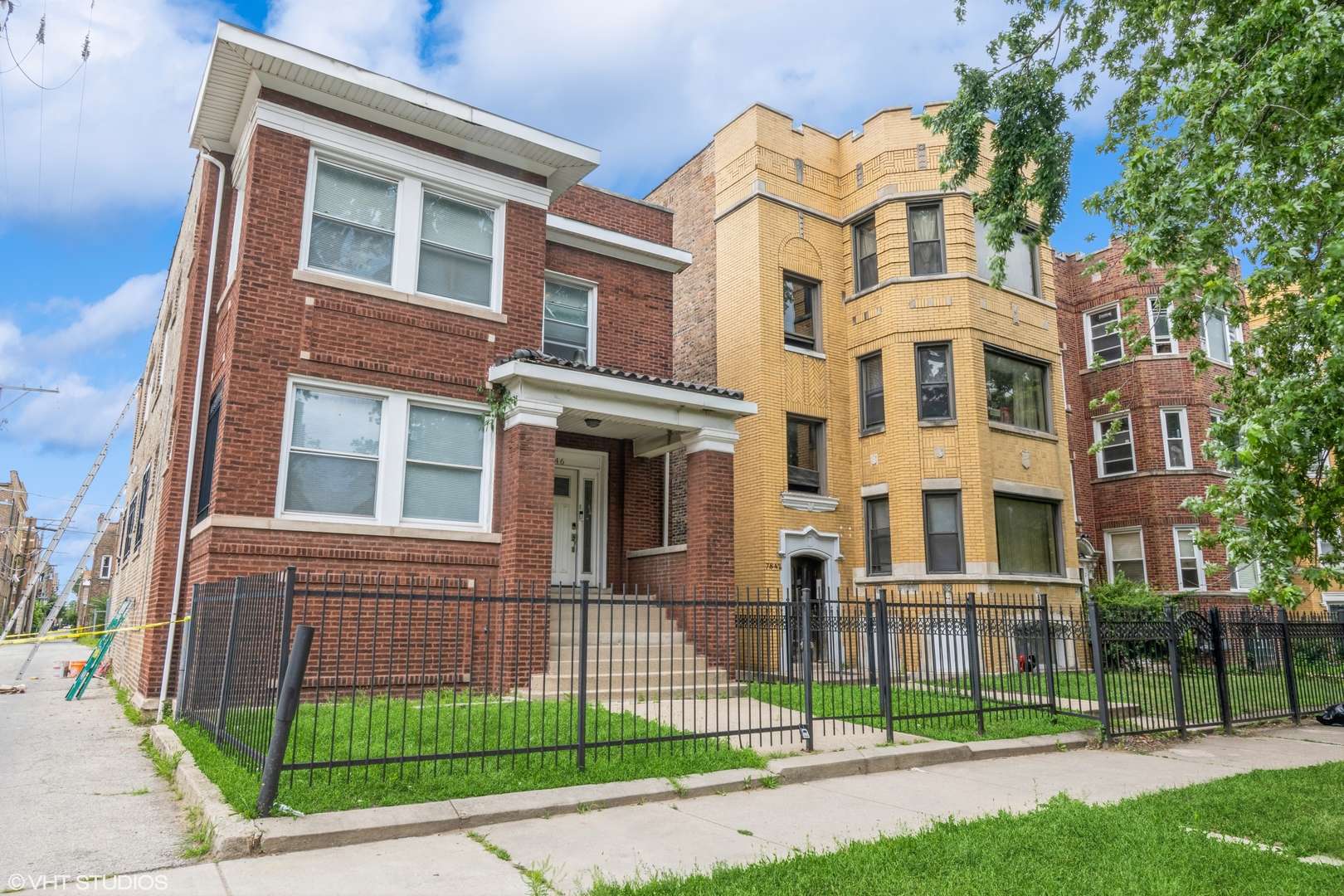 7846 S Bennett AVE, Chicago, IL 60649