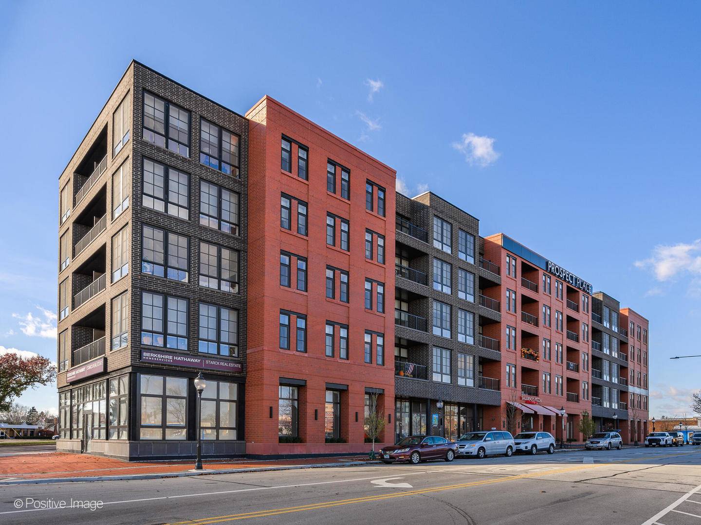 11 W Prospect AVE #220, Mount Prospect, IL 60056