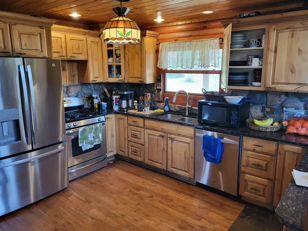 Hanover, IL 61041,3183 W Mitchell RD