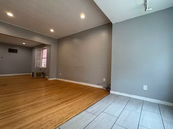 Chicago, IL 60633,13451 S Burley AVE