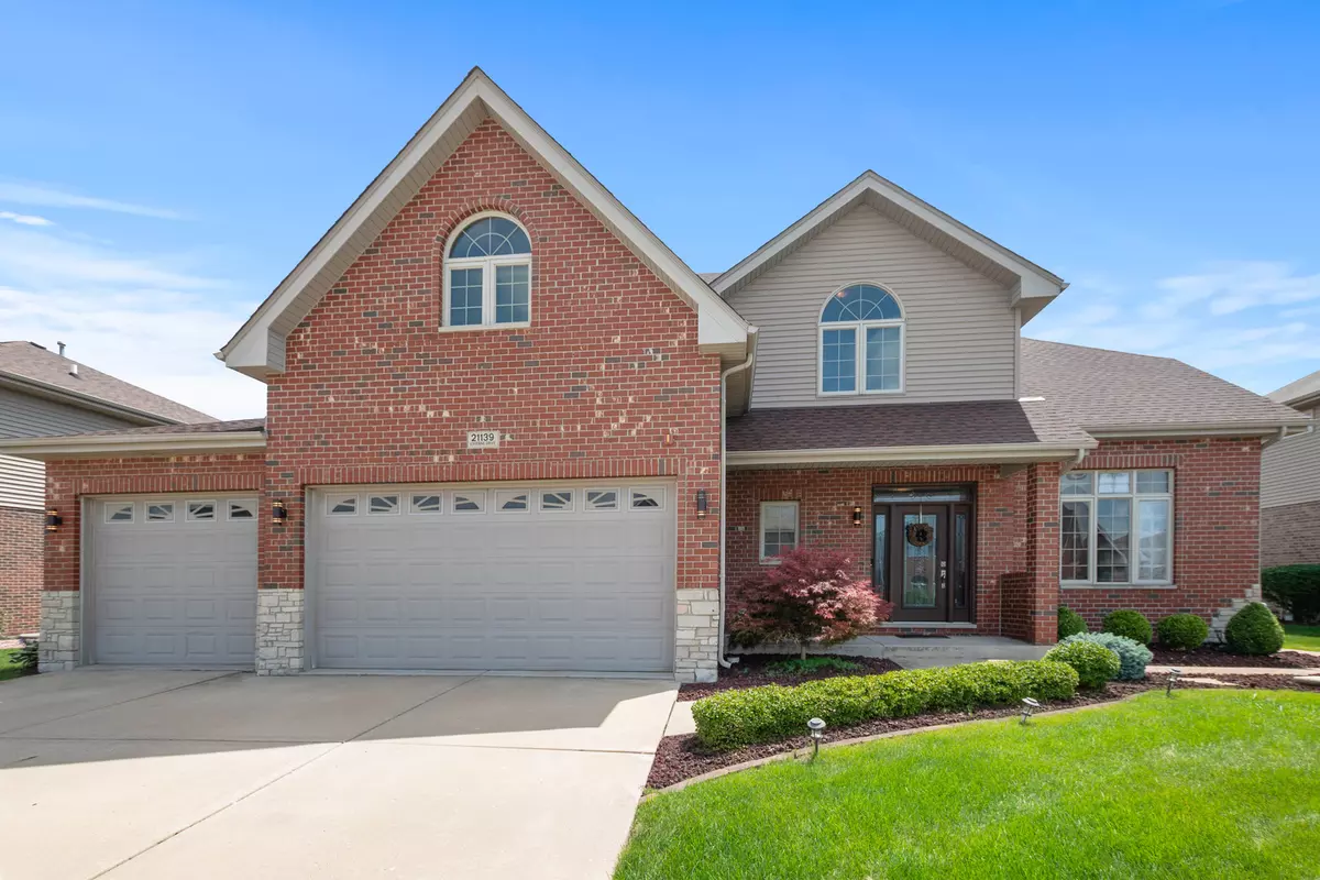 Matteson, IL 60443,21139 Vivienne DR