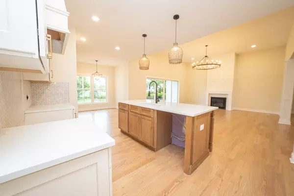 Plainfield, IL 60544,25136 Thornberry DR