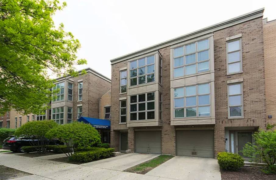 2345 N Wayne AVE, Chicago, IL 60614