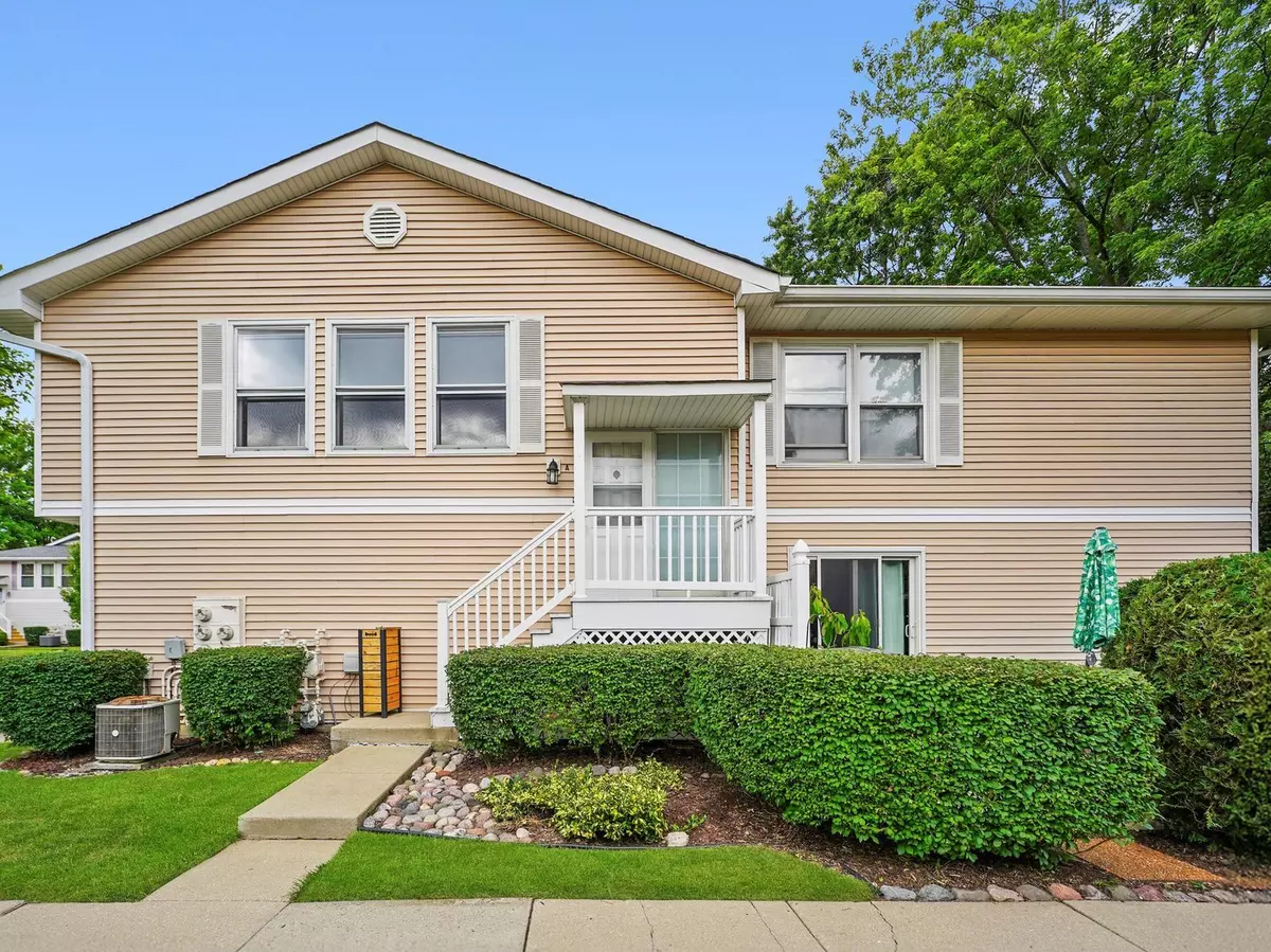 Oak Forest, IL 60452,5332 Crescent LN #A