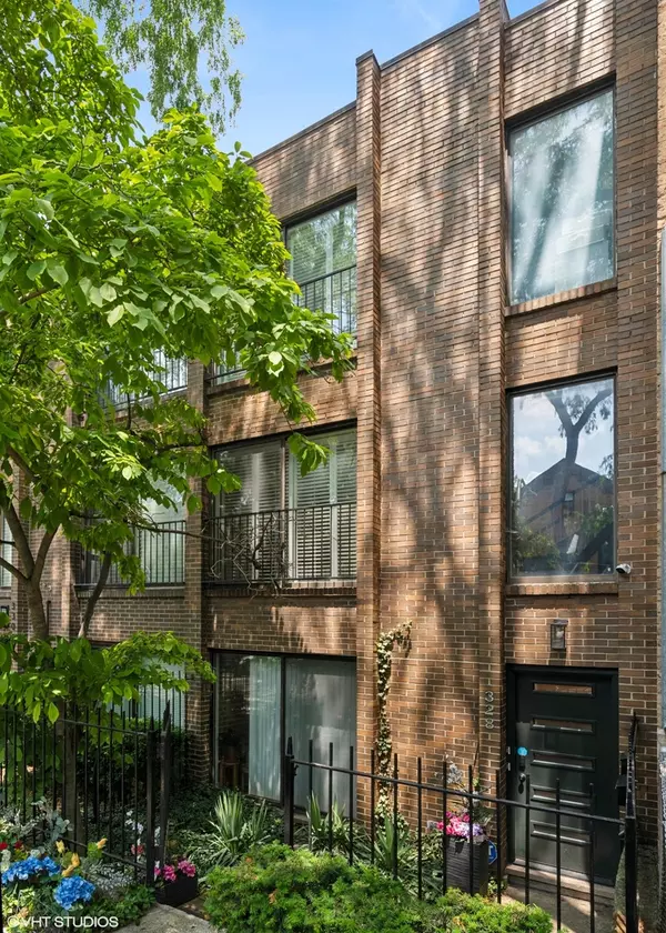 328 W Concord PL, Chicago, IL 60614