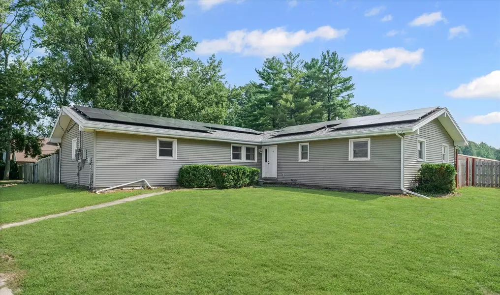 2520 County Road 500, Mahomet, IL 61853