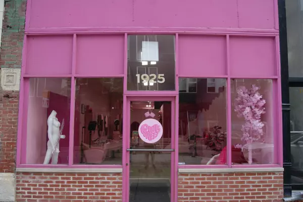 Chicago, IL 60647,1925 N Milwaukee AVE