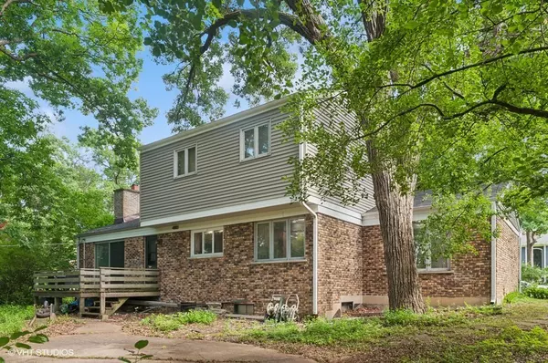 Lake Forest, IL 60045,104 E Louis AVE