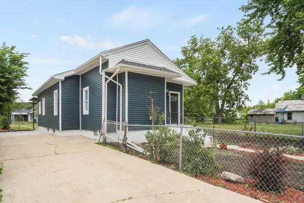 Kankakee, IL 60901,821 N Rosewood AVE