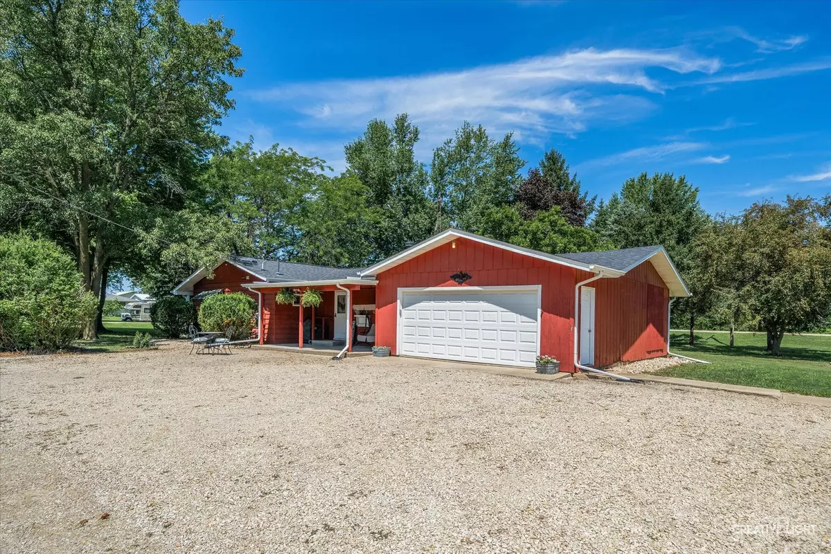 Earlville, IL 60518,400 Water ST