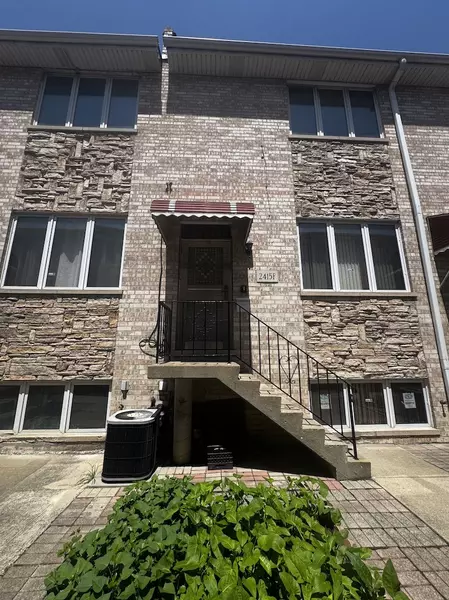 2415 S Normal AVE #F, Chicago, IL 60616