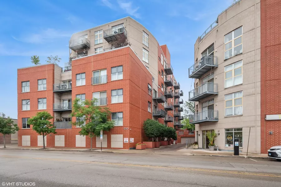 1210 CHICAGO AVE #202, Evanston, IL 60202