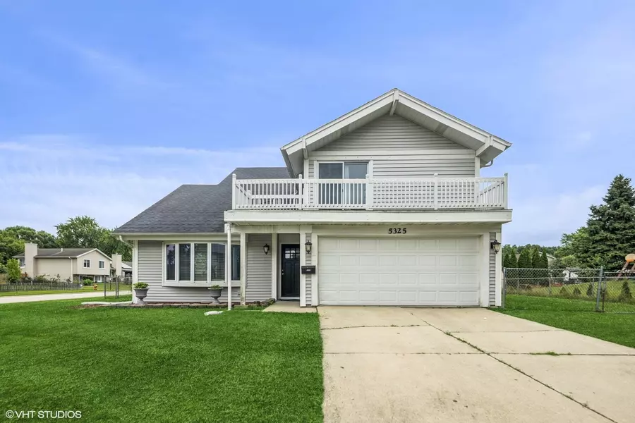 5325 Arlington CIR, Hanover Park, IL 60133