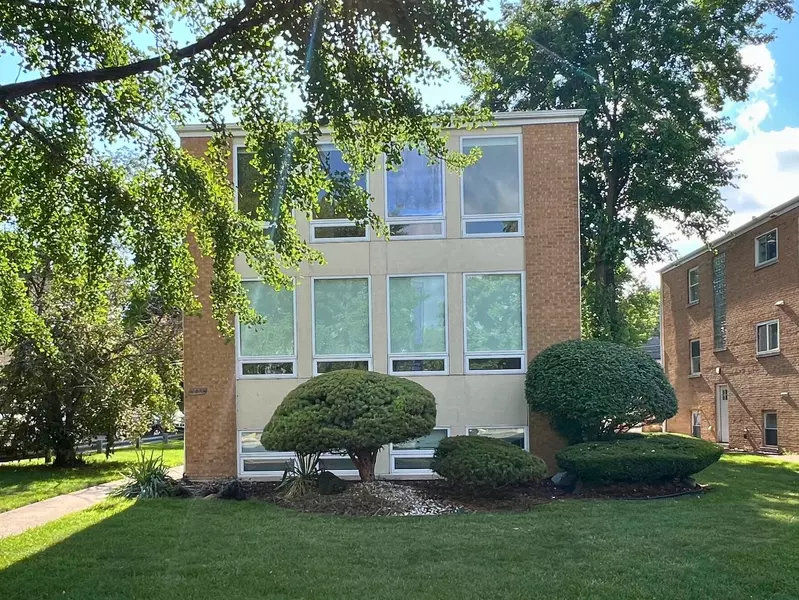 3014 Harlem AVE #2, Riverside, IL 60546