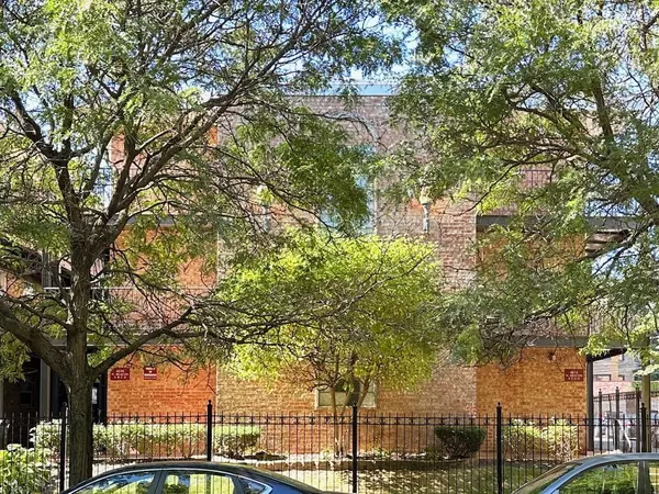 4616 N Beacon ST #2D, Chicago, IL 60640