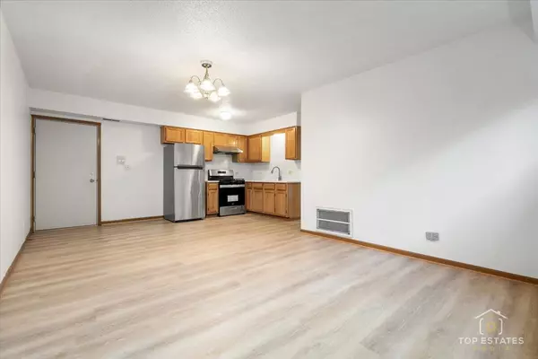 Chicago, IL 60616,222 W 26th ST #202