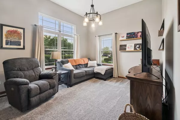 Manteno, IL 60950,610 Sandburg DR