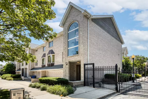 8146 S Prairie Park PL, Chicago, IL 60619