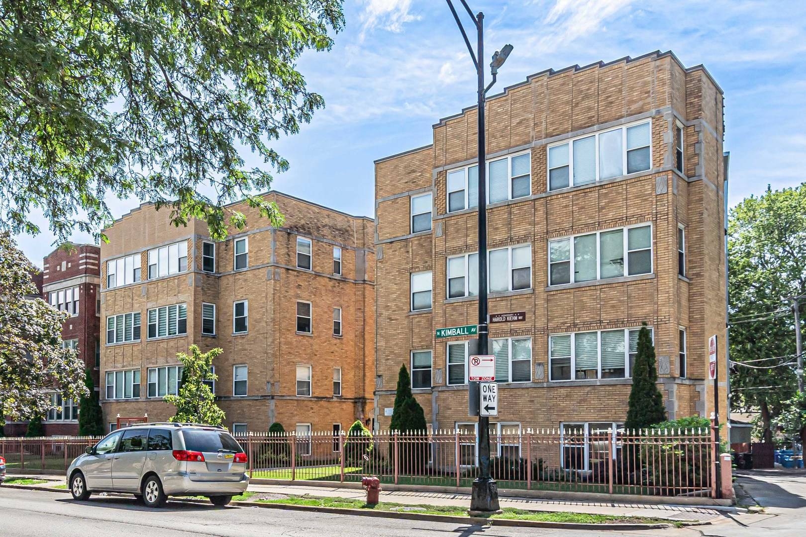 4944 N Kimball AVE #3W, Chicago, IL 60625