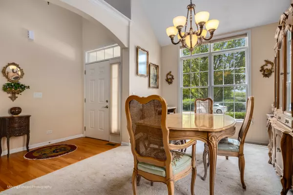 Warrenville, IL 60555,29w509 Cerny CIR