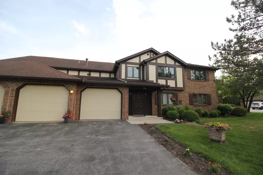 7853 W Oak Hills CT #2DR, Palos Heights, IL 60463