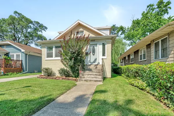 1920 S 6th AVE, Maywood, IL 60153